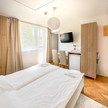 Zen House Bed & Breakfast Hajduszoboszlo Exterior photo